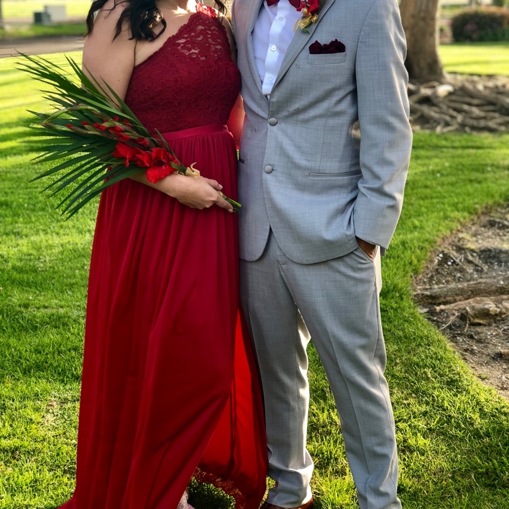 Beautiful Red dress. David’s bridal size 10.
